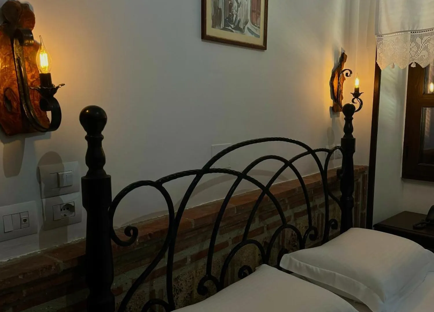 White House Boutique Hotel & Restaurant - Since 1999 Berat