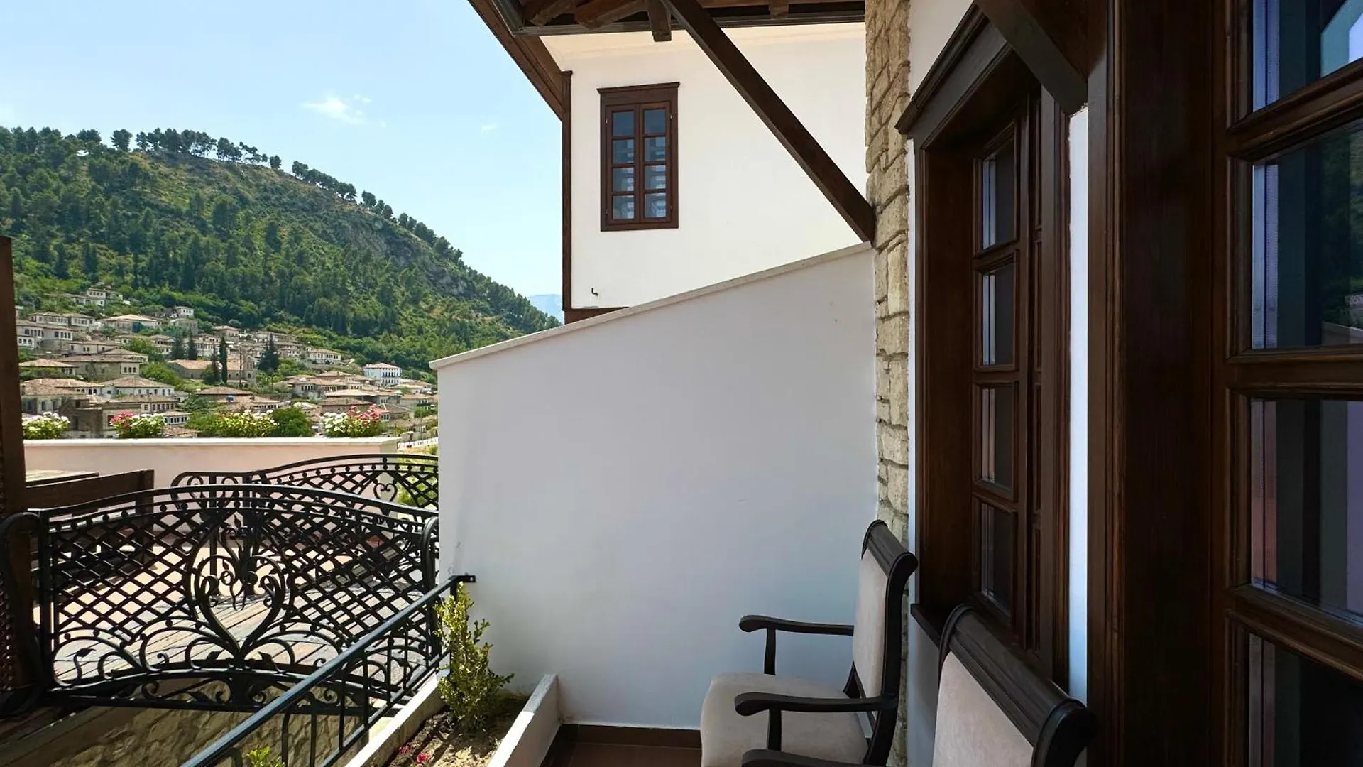 White House Boutique Hotel & Restaurant - Since 1999 Berati