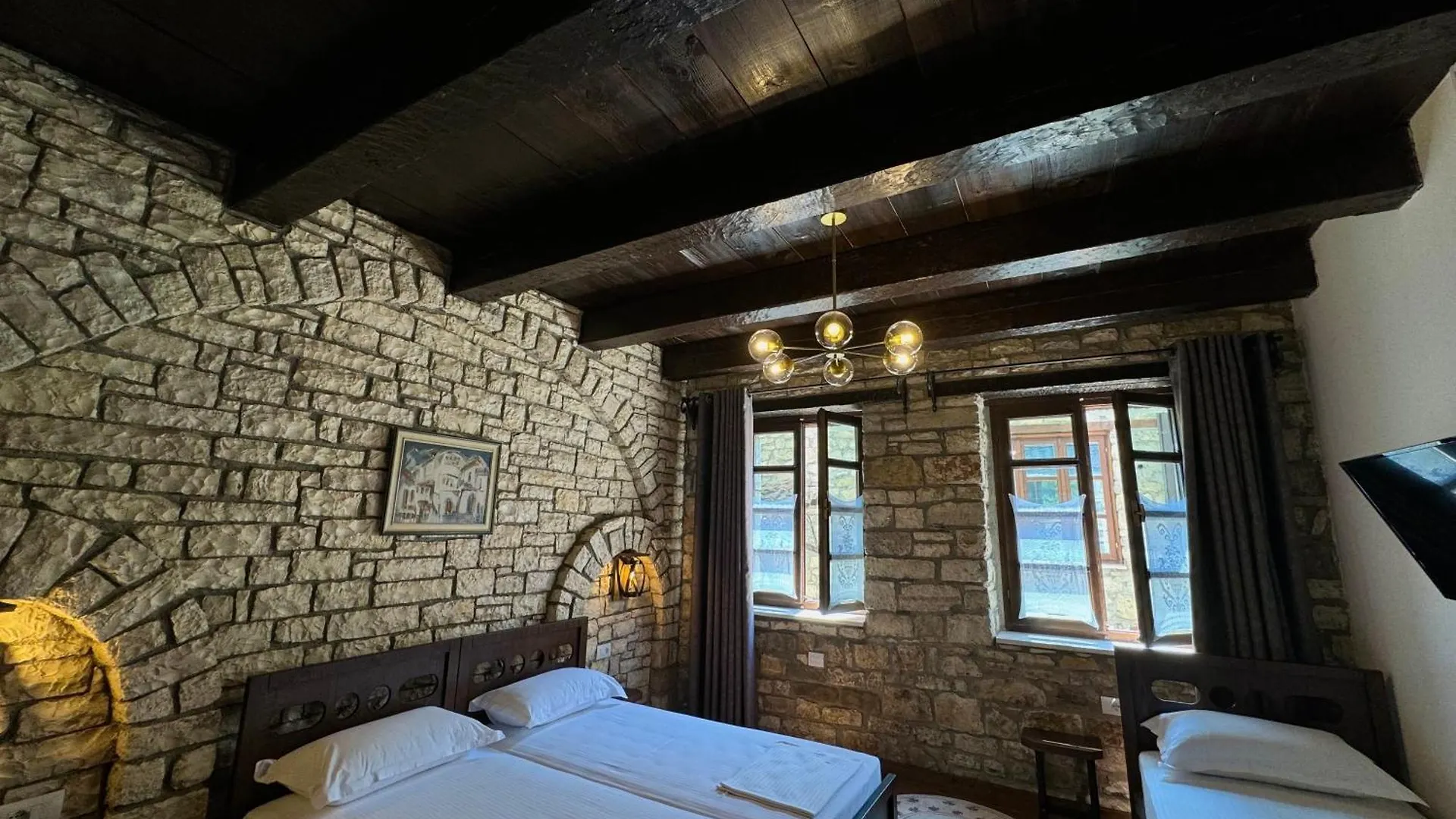 White House Boutique Hotel & Restaurant - Since 1999 Berati