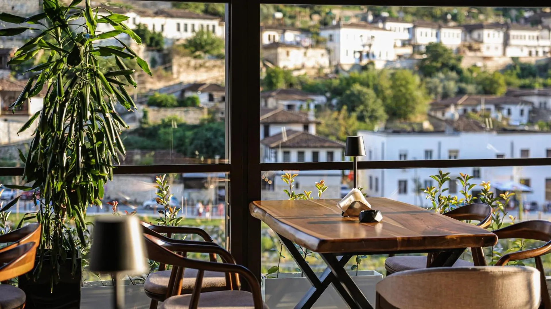White House Boutique Hotel & Restaurant - Since 1999 Berati 0*,