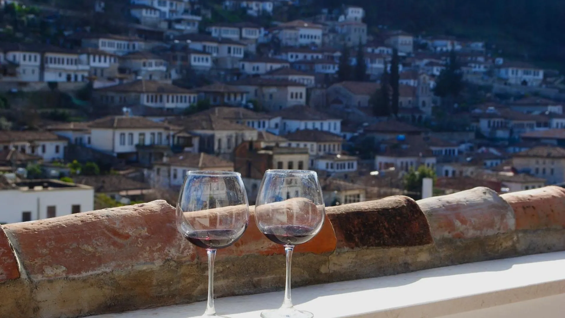 White House Boutique Hotel & Restaurant - Since 1999 Berati 0*,  Albânia