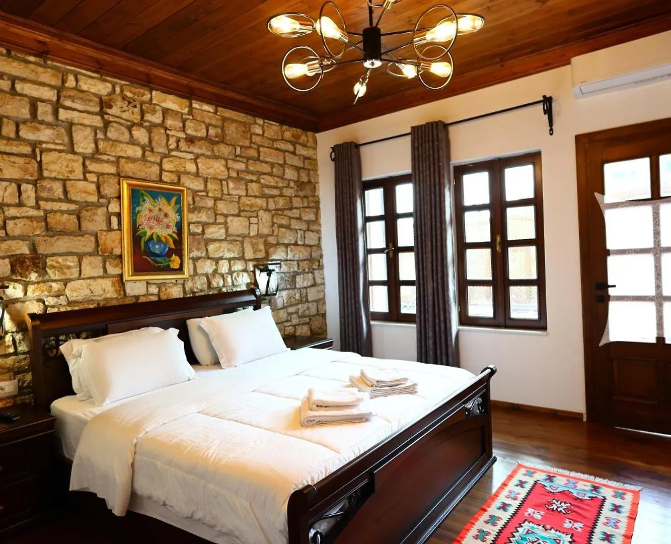 White House Boutique Hotel & Restaurant - Since 1999 Berati